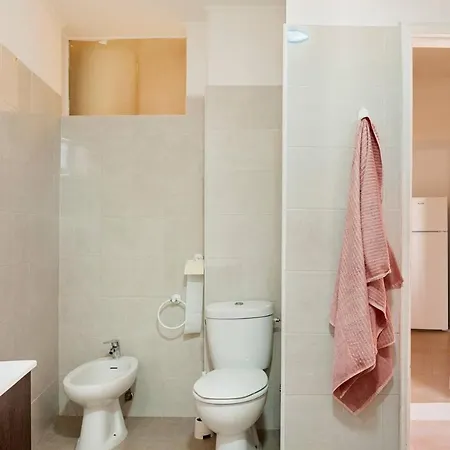 Apartament 2 For 8 People With Terrace And Parking Lizbona
